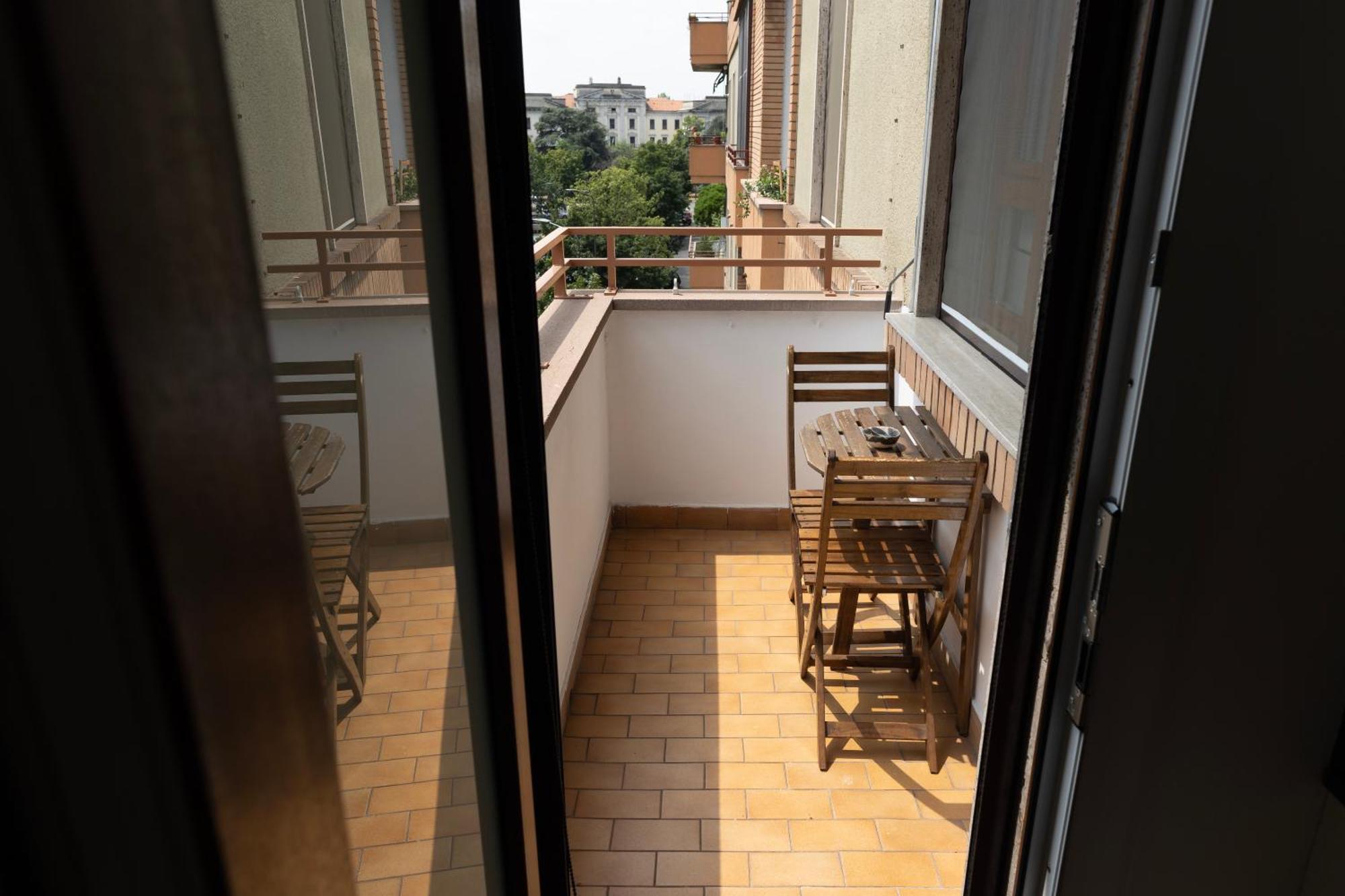 Elegante Bilocale In De Angeli - Piazzale Siena Apartman Milánó Kültér fotó
